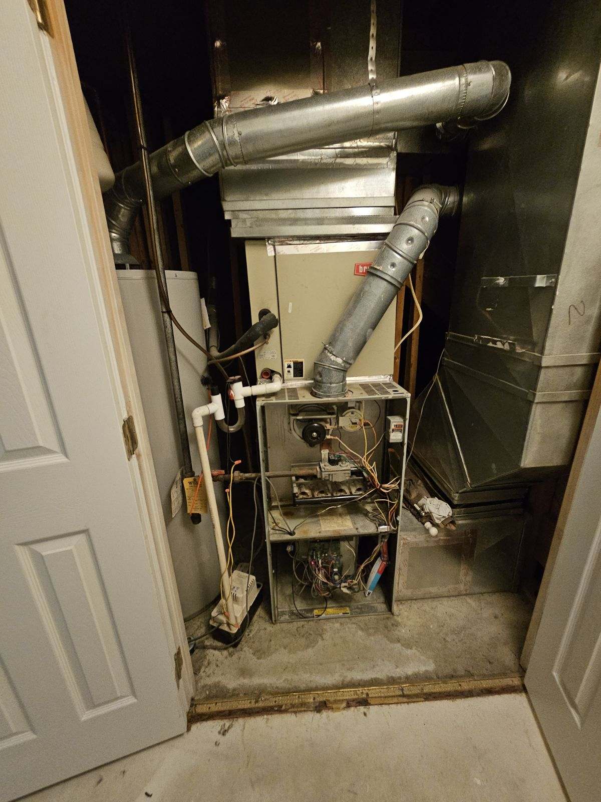 Bryant furnace and ductwork before replacement