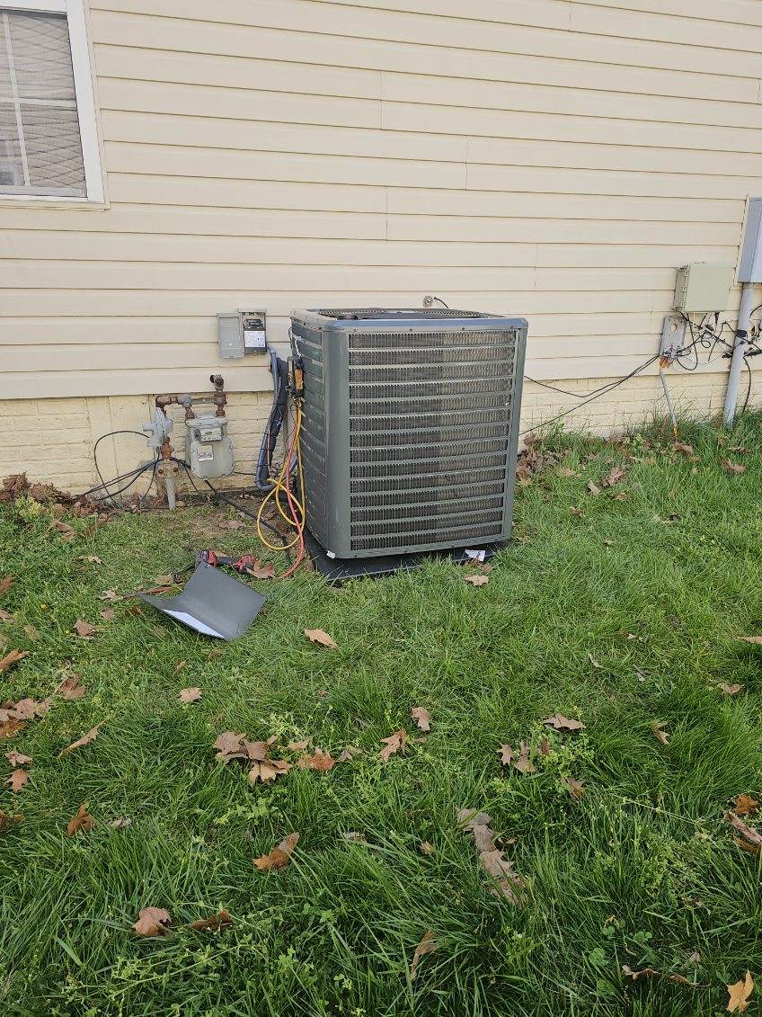 Outdoor central air conditioner system service call